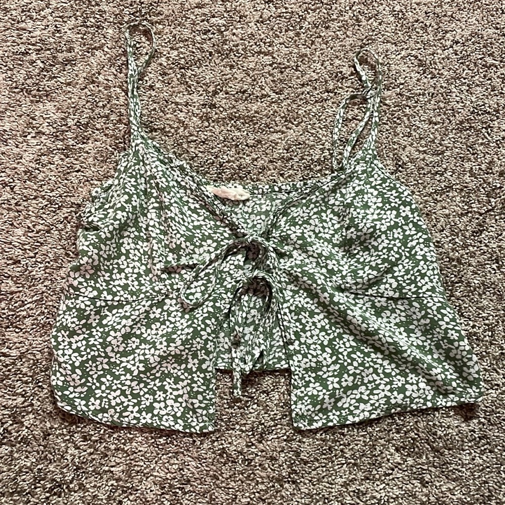 Green tie tank